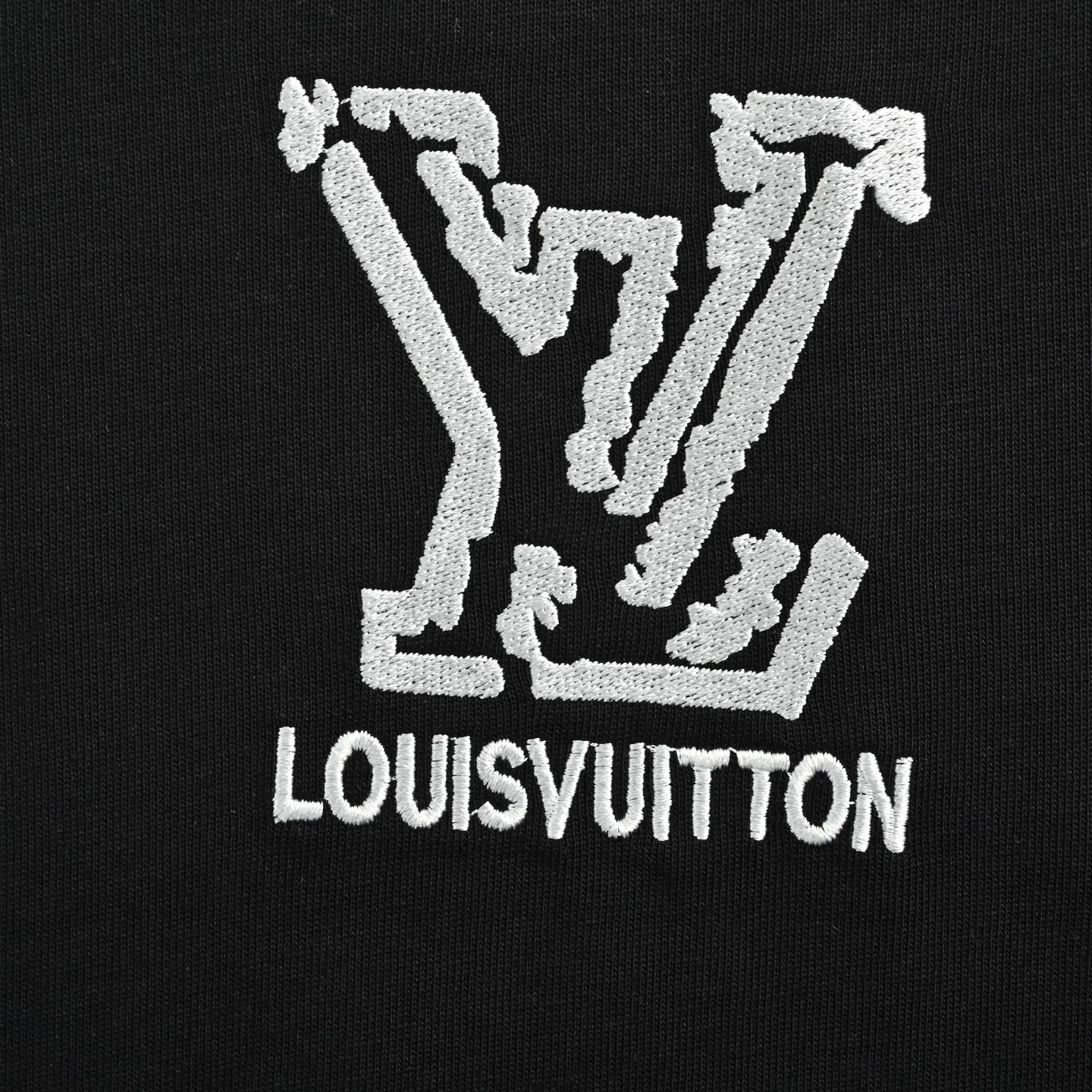 Louis Vuitton/ logo